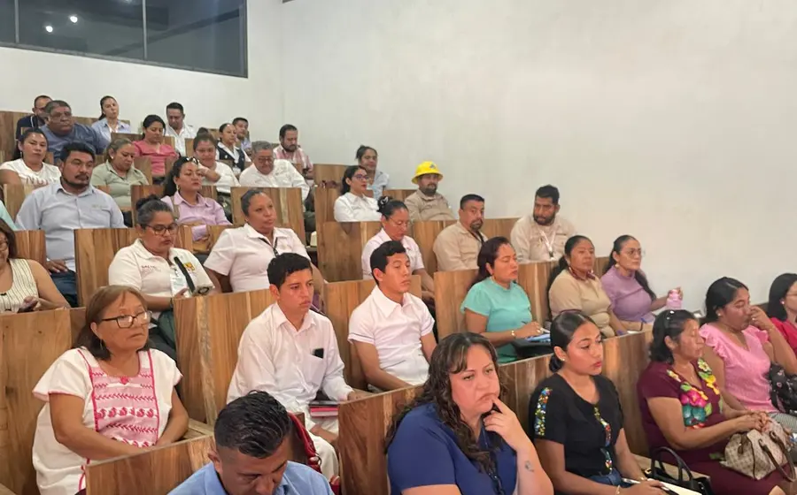 El acto fue realizado en las instalaciones de la Casa de la Cultura de esta ciudad.