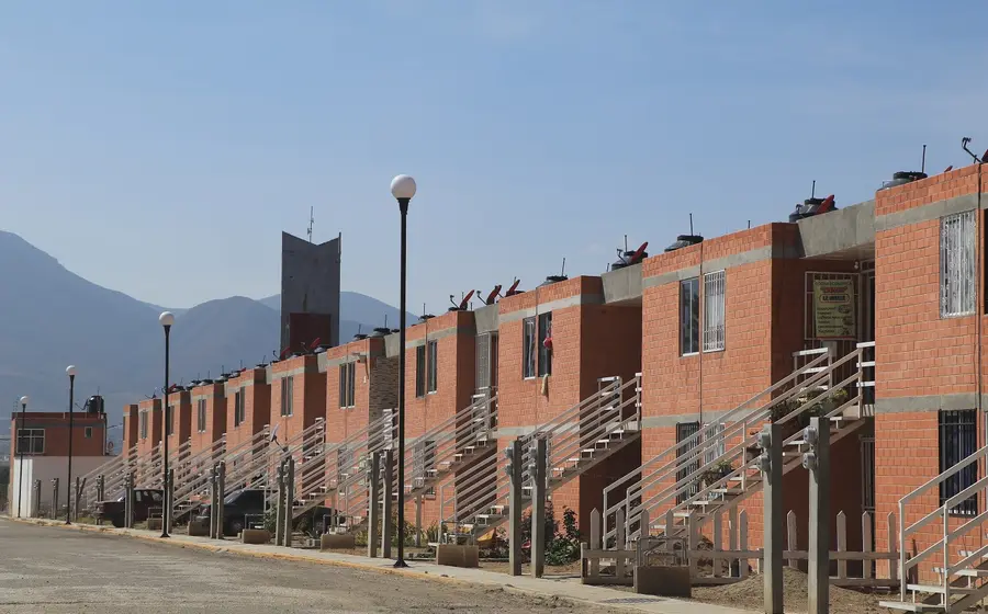 El mandatario estatal subrayó que este año esperan edificar 12 mil viviendas.