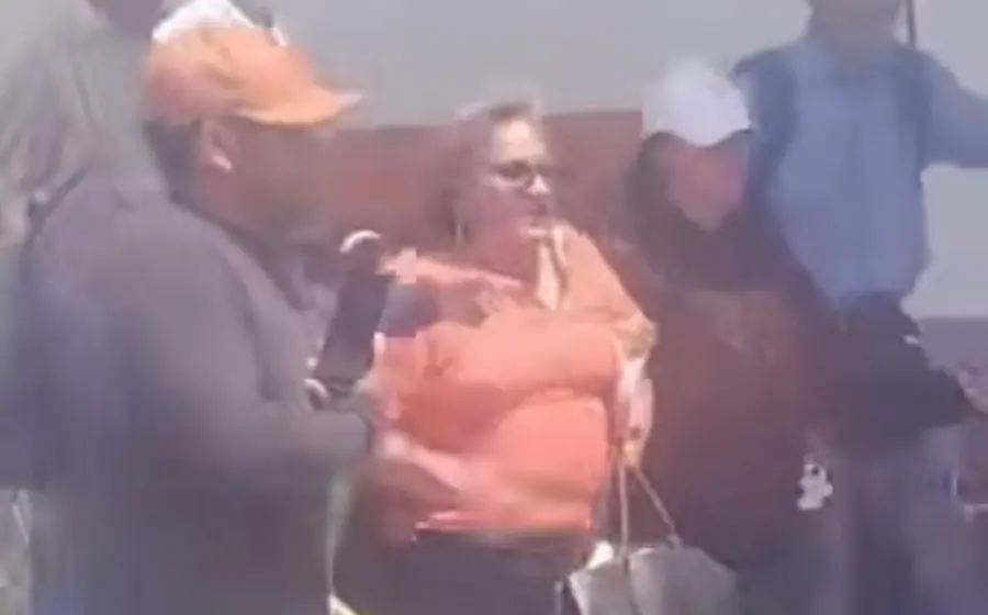 Pobladores-retienen-edil-Tezoatlán-1
