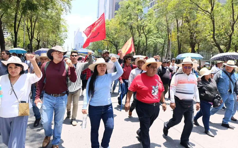marcha-seccion22-oaxaca