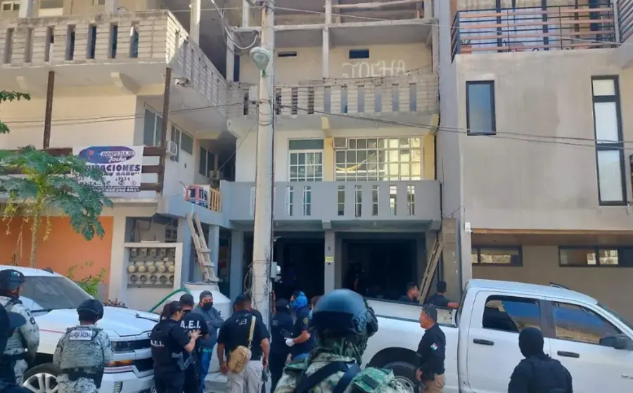 El fiscal Bernardo Rodríguez Alamilla dijo que la principal línea de investigación es un posible ajuste de cuentas entre grupos criminales de Tlaxcala y de la Costa.