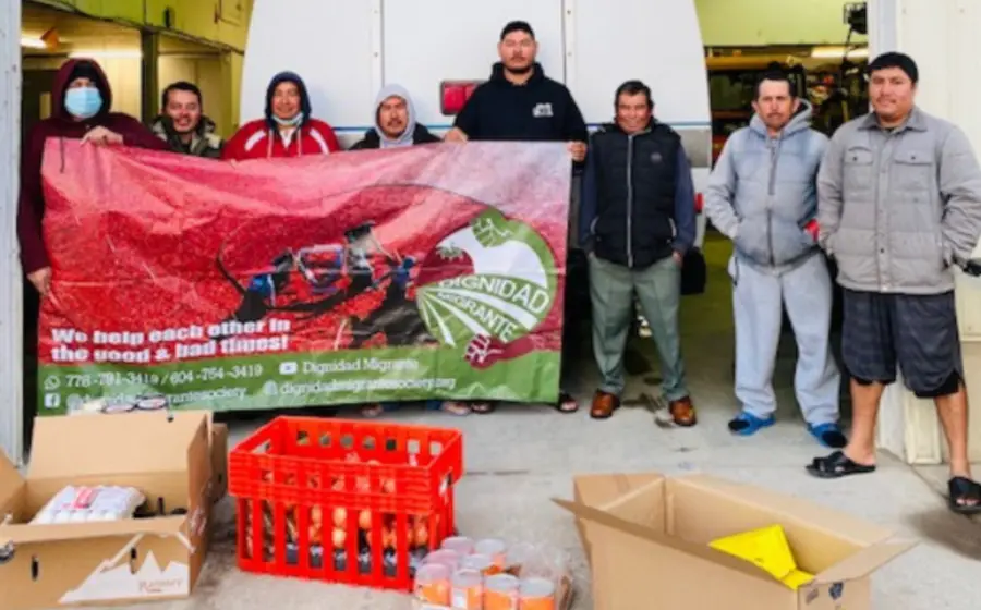 Trabajadores migrantes agremiados a la organización Dignidad Migrante.