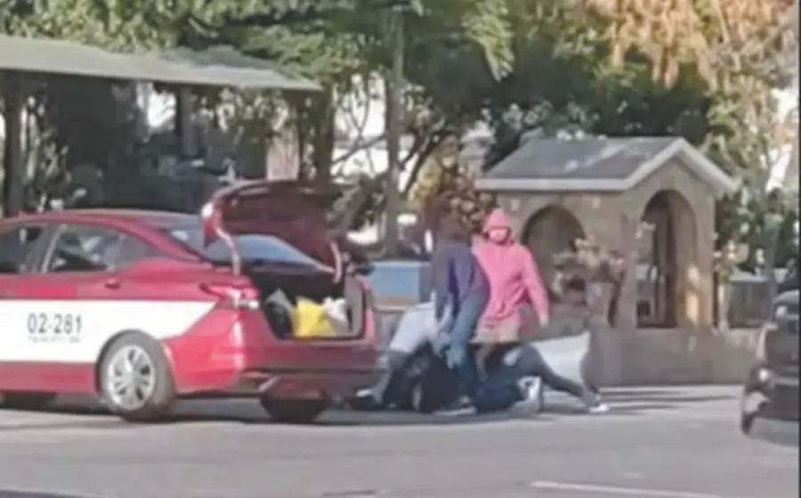 El hombre de 28 años, fue interceptado en el centro de Ocotlán de Morelos, frente a un policía municipal.
