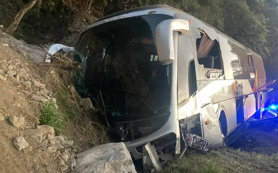accidente-maestros-matias-romero-oaxaca-cumbres-maltrata
