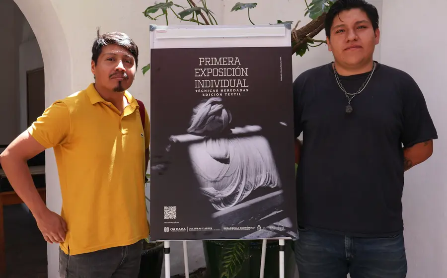 Víctor Mortales y Mizraim Cardozo, artistas ganadores de la primera y segunda edición de la convocatoria Primera Exposición Individual, respectivamente.