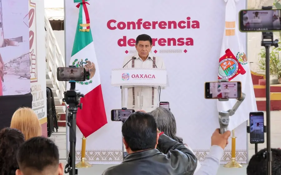 Jara Cruz calificó la imposición de aranceles como irracional, toda vez que elevará el costo de los productos y afectará de manera significativa la cadena de suministros no solo para México, sino para Estados Unidos.