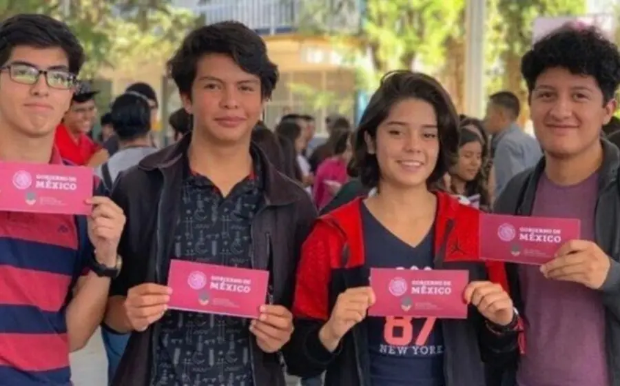 jovenes-construyendo