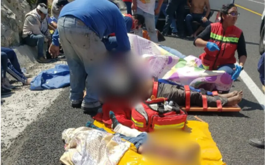 volcadura-mitla-tehuantepec-lista-fallecido