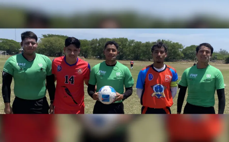 IT-ETLA-SEMIFINALISTA-SOCCER-1