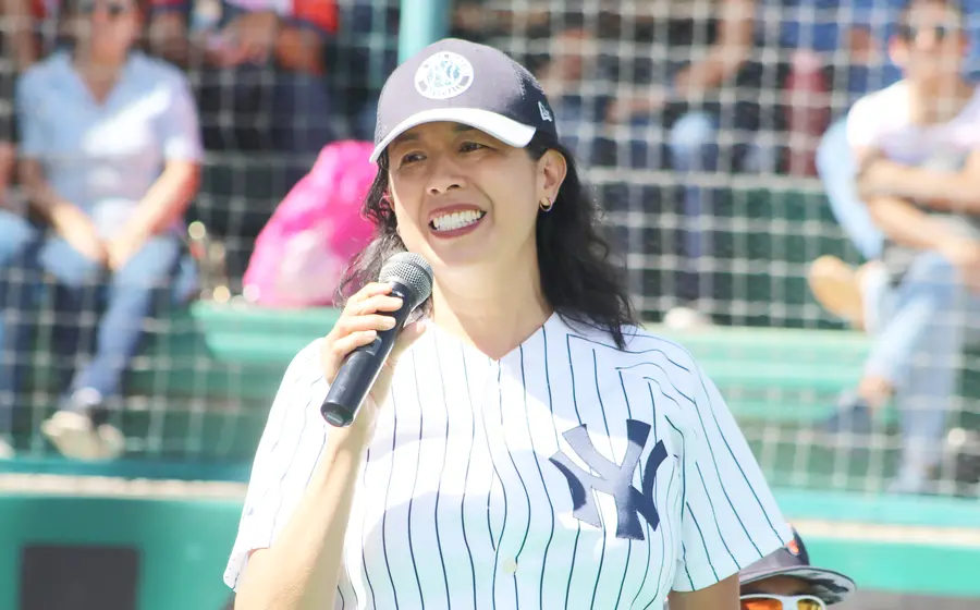 hija:homenaje_beisbol
