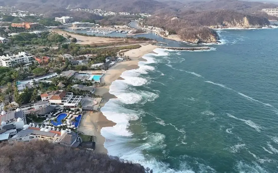 mar_fondo_huatulco 