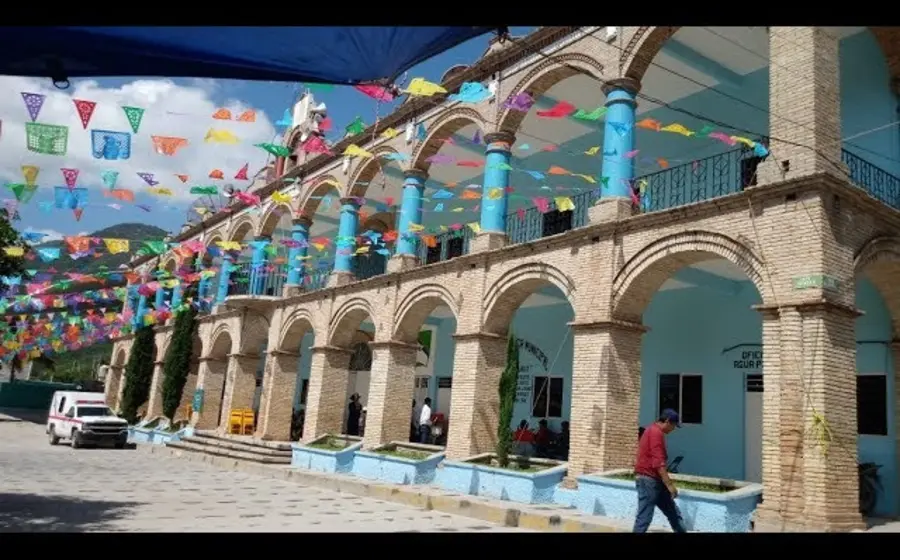 obstrucción-ejercicio-cargo-municipios-Oaxaca