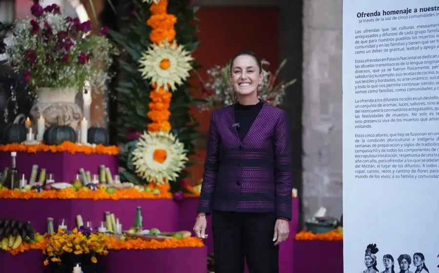 La presidenta Claudia Sheinbaum dedicó la celebración a las mujeres indígenas del país. Foto: Presidencia de la República