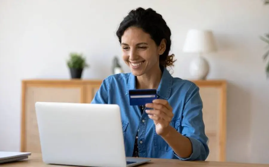 Checar las mejores tiendas en línea para comprar laptops en México y para poder equipar a los equipos de trabajo con laptops confiables, potentes y seguras es una prioridad para toda empresa moderna.