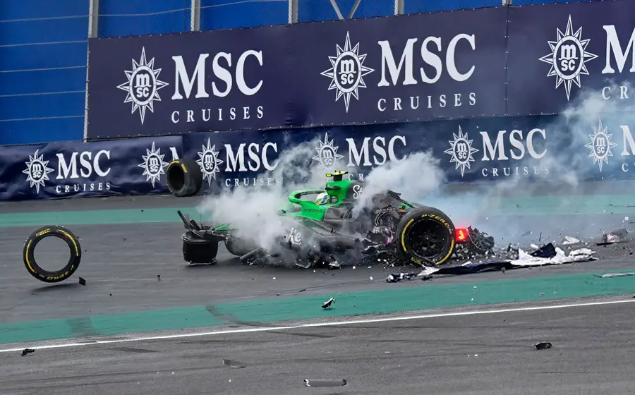 Imagen que muestra los detalles del accidente ocurrido durante la carrera sprint del Gran Premio de Brasil, evento en el que Lando Norris resultó ganador.