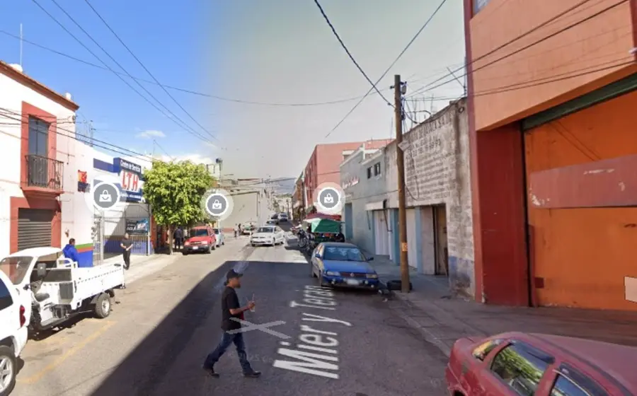 Autoridades de San Pedro El Alto son interceptadas y agredidas a golpes por un grupo de cinco hombres en un ataque repentino.