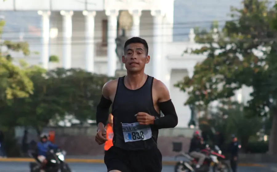 Antelmo Salinas, ganador absoluto.