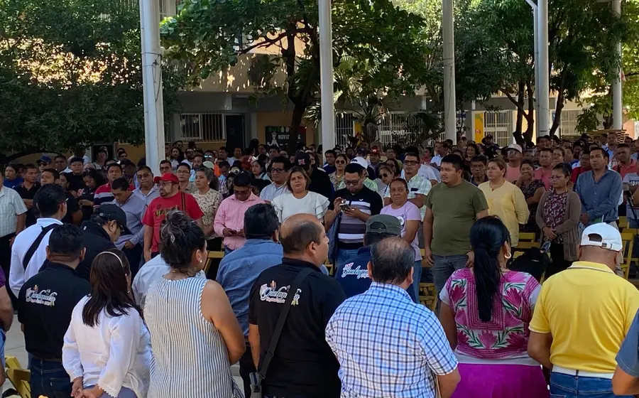 Miembros del magisterio reunidos durante la asamblea del MDTEO, donde se consolidaron resolutivos para refrendar el compromiso con su movimiento.