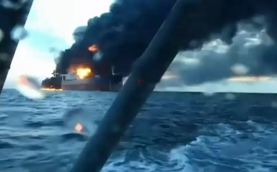 Dos barcos petroleros en el mar Negro que fueron objeto de un ataque con drones navales reivindicado por Ucrania.