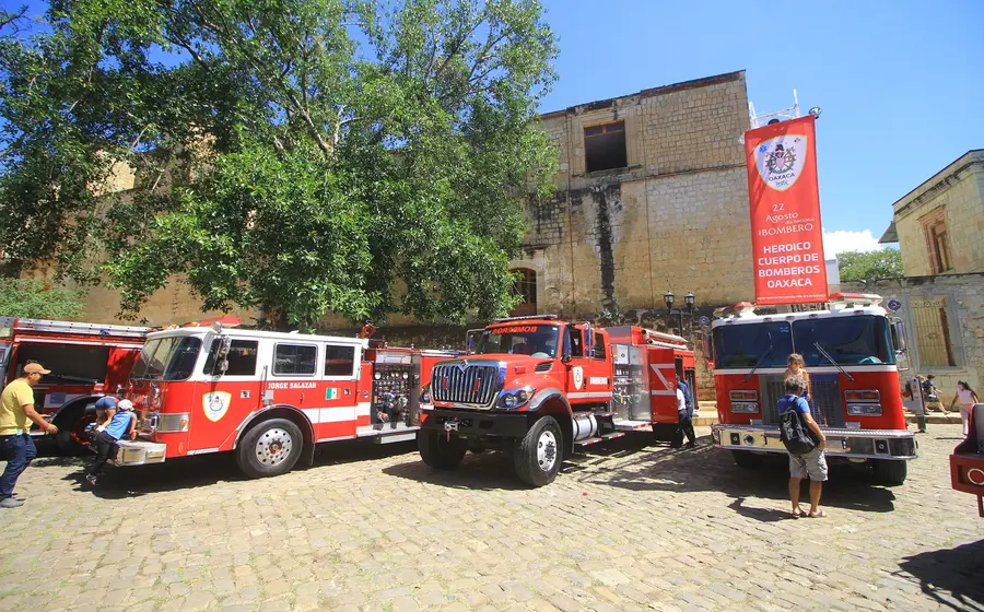 El cuerpo de bomberos cumple un papel fundamental en la atención inmediata de siniestros.