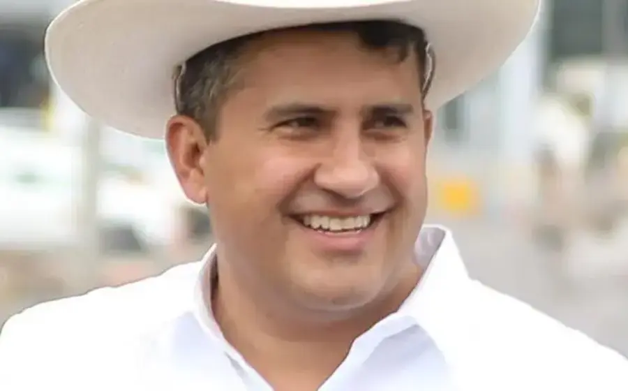 Fotografía de Carlos Manzo, el presidente municipal de Uruapan, Michoacán, quien fue asesinado el domingo en un ataque armado.