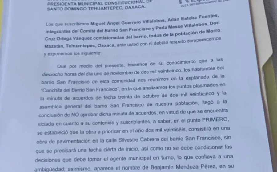 Momento de la confrontación entre habitantes de Morro Mazatán, captado en un video que se difundió en redes sociales.