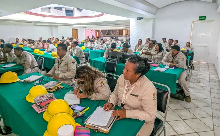Reunión de trabajo para reforzar el control de enfermedades transmitidas por vector como el dengue, zika, chikungunya y paludismo.
