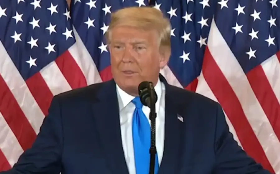 El expresidente de Estados Unidos, Donald Trump, en una fotografía de archivo donde expresa su descontento con el gobierno de México.