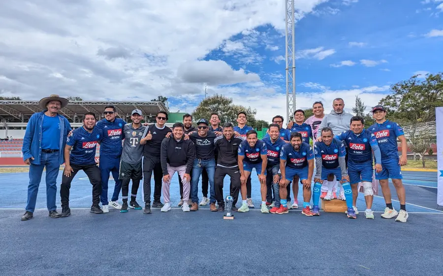 El equipo que representa a la supervisión 37 se va a la fase estatal en la disciplina de futbol al dominar la fase de Vallas Centrales.