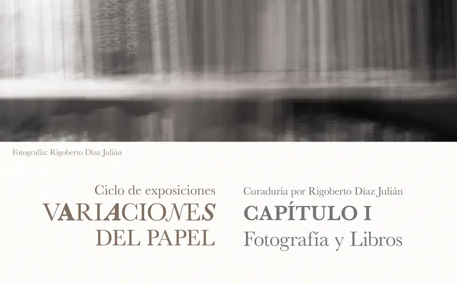 Vista de la exposición artística 'Variaciones del papel' en el CFMAB, un espacio fundado por Toledo que explora el libro como objeto de arte.