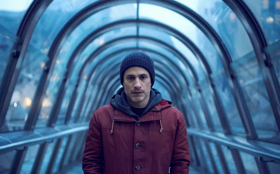 El actor mexicano Gael García Bernal en una imagen promocional de su nueva película titulada 'Un final diferente', en la que tiene el rol protagónico.