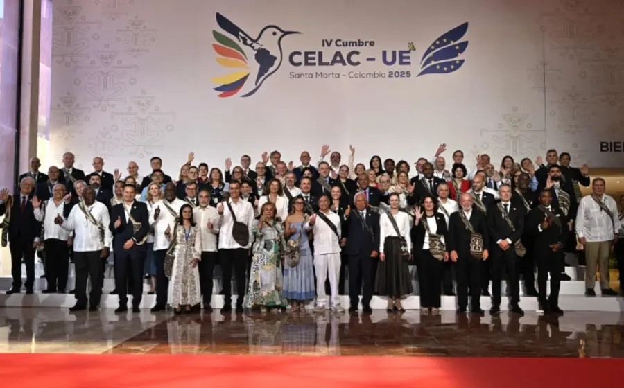 El presidente Gustavo Petro durante su intervención en la IV cumbre Celac-UE, donde clamó por la construcción de una democracia global.