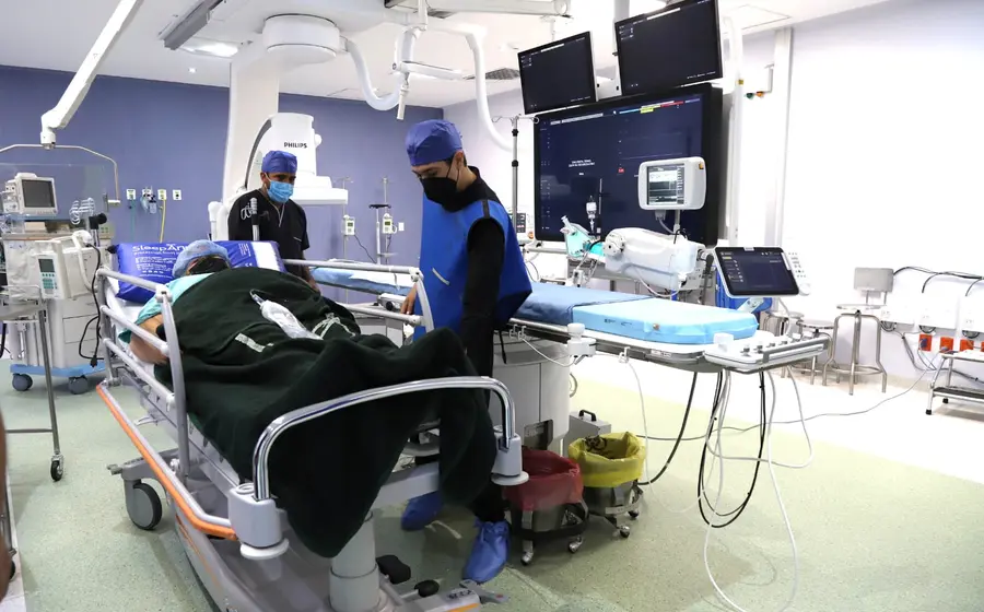 El IMSS en Oaxaca celebra su 73 aniversario, brindando servicio diario con 890 urgencias y 87 cirugías para la comunidad.