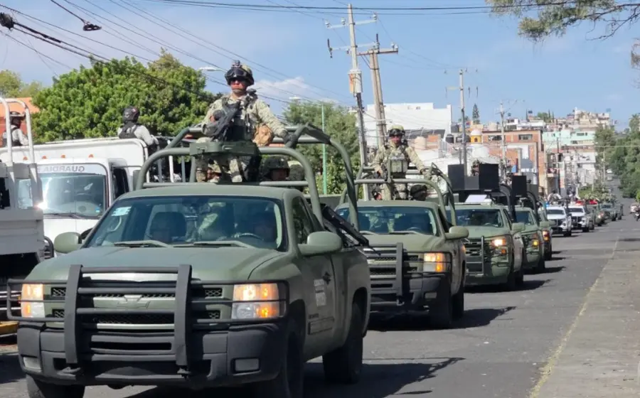 El incremento de presencia militar responde a la indignación social provocada por el asesinato del edil uruapense.
