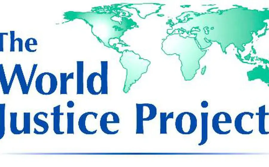 Gráfica del World Justice Project que ilustra la recesión del Estado de Derecho, mostrando el alarmante retroceso en 68% de los países.
