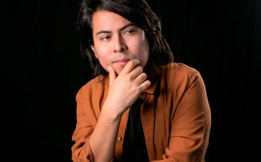 El cineasta Rogelio Chicatti, cuyo trabajo ha sido presentado con éxito en festivales de cine independiente en Ciudad Madero, León y CDMX.