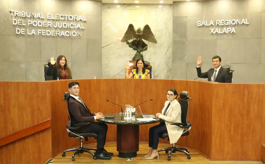 La Sala Xalapa del TEPJF respaldó la autonomía comunitaria de Santiago Astata al avalar la creación de su comité de revisión.