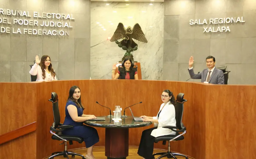 Fachada de la Sala Regional Xalapa del Tribunal Electoral, donde se ratificó la sentencia por violencia política en razón de género contra una regidora.