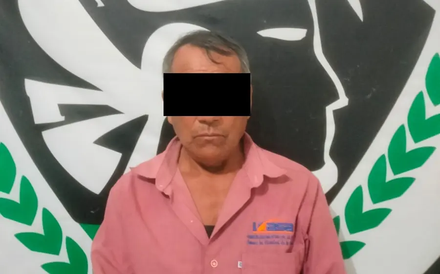Un hombre es detenido por la Agencia Estatal de Investigaciones en el Istmo, acusado de cometer el delito de violación contra su hija.