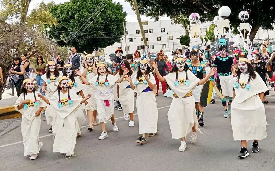 Entre las actividades destacan el Tercer Desfile de Catrinas y Catrines: ruta por la paz. Foto: Cortesía