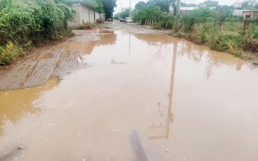 Colonias, barrios y fraccionamientos también sufrieron inundaciones.
