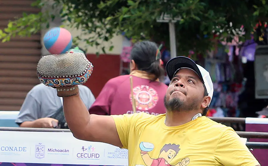 Los juegos y deportes autóctonos permiten identificar costumbres y tradiciones. Foto: Gob Mx
