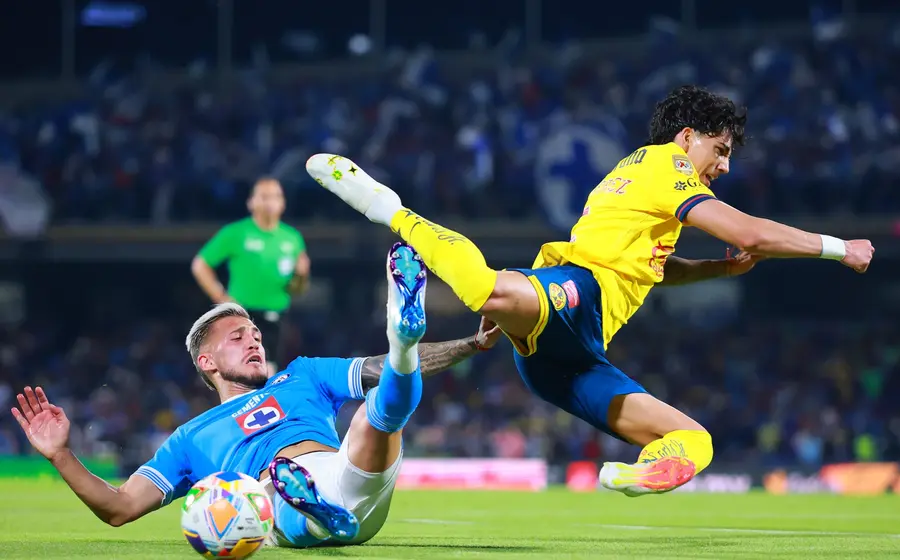 Esta noche se juega el Clásico Joven, en el Estadio de CU