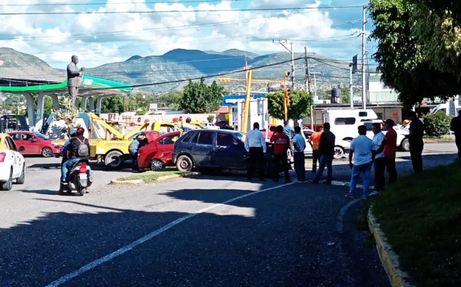 Colisionan en bulevar de Huajuapan.
