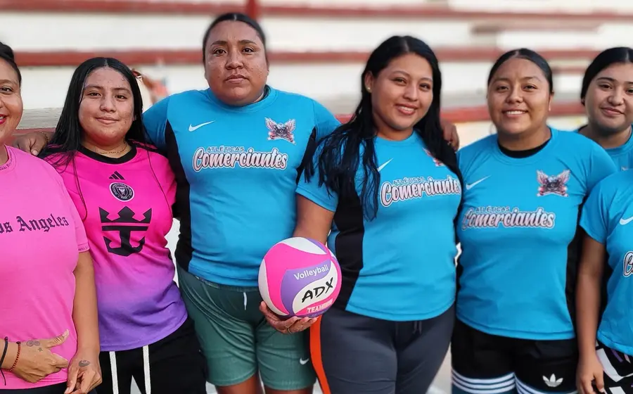 Comerciantes se llevó la victoria en cinco emocionantes sets.