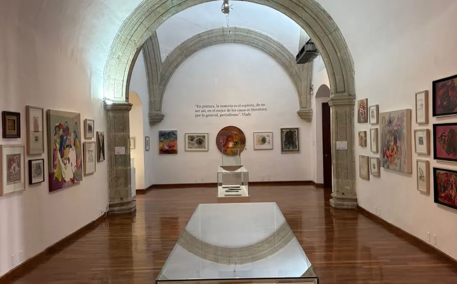 En esta exposición se unen dos universos pictóricos excepcionales: el de Siegrid Wiese y el de Vlady.