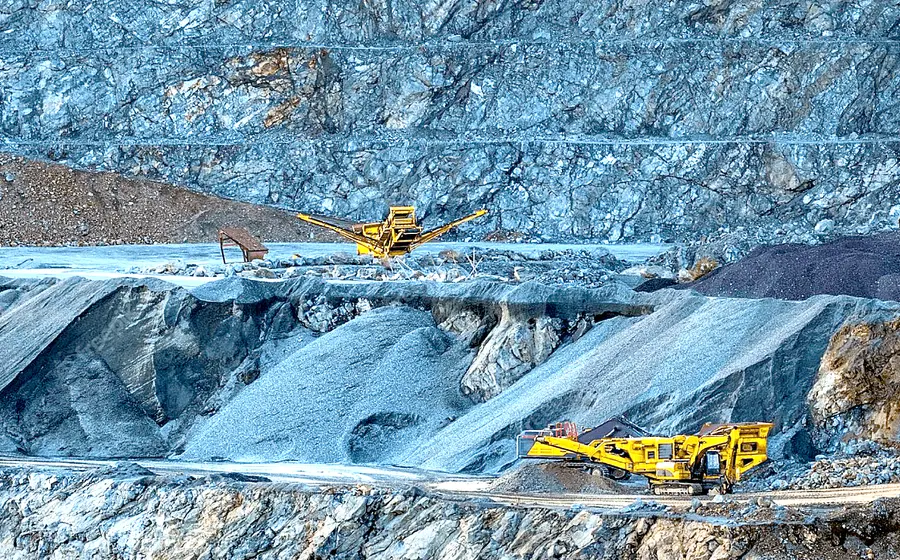 Los “jales”, se acumulan alrededor de las minas, formando cerros de desechos que contienen altas concentraciones de metales pesados. (Mundo Minero)