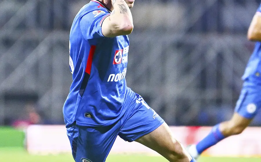 Cruz Azul hace historia en Ciudad Universitaria La Máquina vence 2-1 al América.