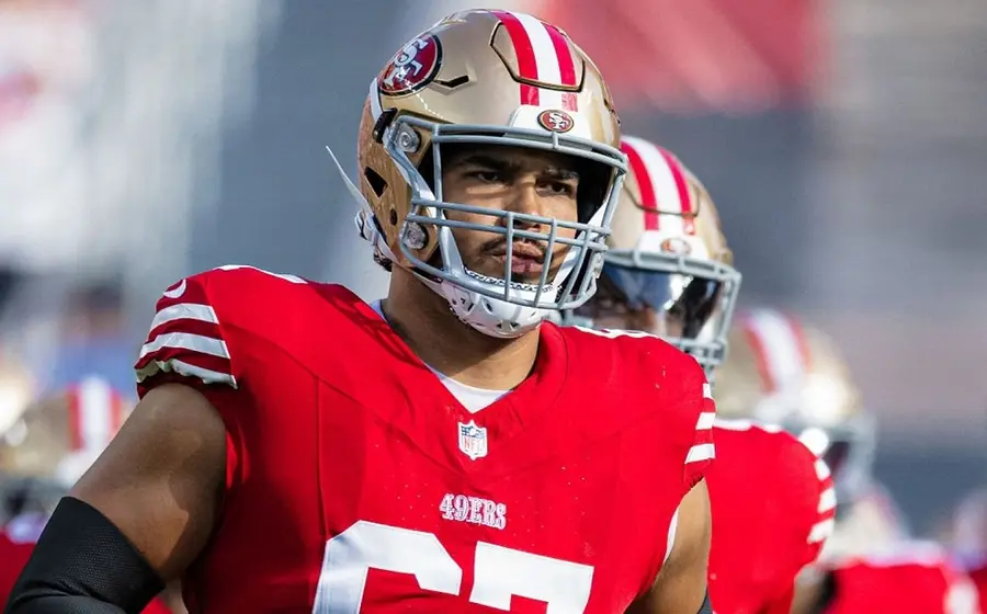 El liniero mexicano Isaac Alarcón fue despedido por los 49's de San Francisco