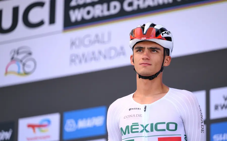 El ciclista mexicano Isaac del Toro sigue haciendo historia